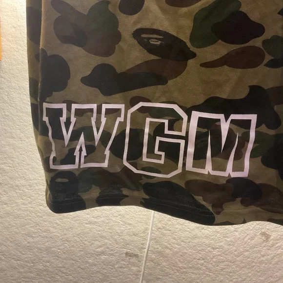 Bape Shark Tee - Picture 3 of 7